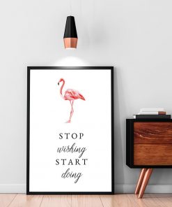 plakat przedstawiający różowego flaminga