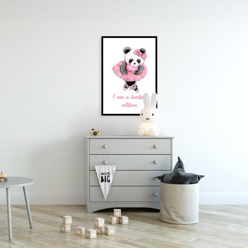 plakat z pandą w stroju baletnicy